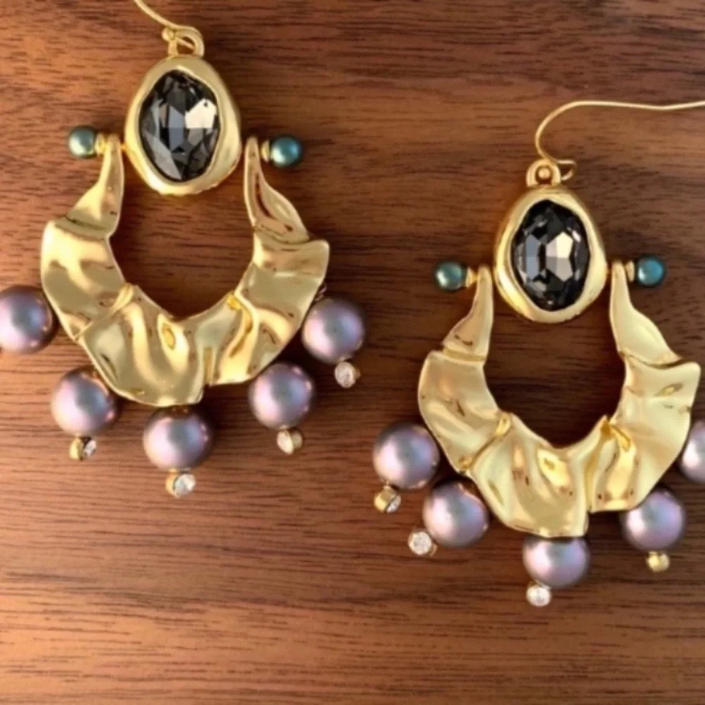 ALEXIS BITTAR • New Pearl Studded Crumpled Swinging Byzantine Drop Earrings - Picture 15 of 16